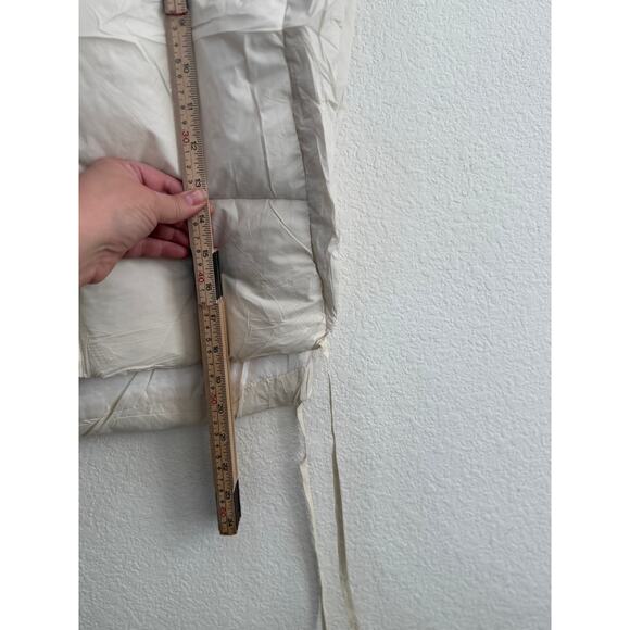 NWT Women's White Puffer Vest Jacket with Hoodie Open Side Tie Y2k 2XL - Picture 6 of 10